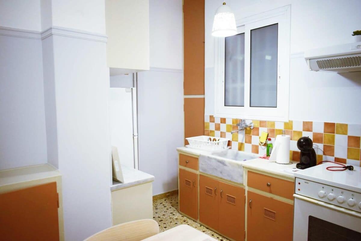 Stylish Apt In The Historic Heart Of The City Афіни Екстер'єр фото